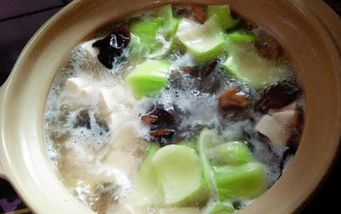 春節(jié)期間因飲食作息戶外運動不注意引發(fā)的病癥屢見不鮮