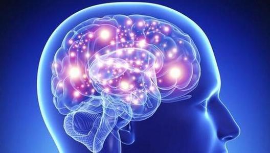 在大腦中可以檢測到的淀粉樣斑塊形成之前或同時(shí) 可能會(huì)發(fā)生細(xì)微的思維和記憶差異