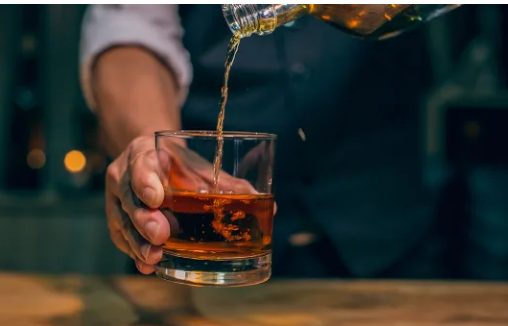 酒精對(duì)你的肝臟有驚人的副作用